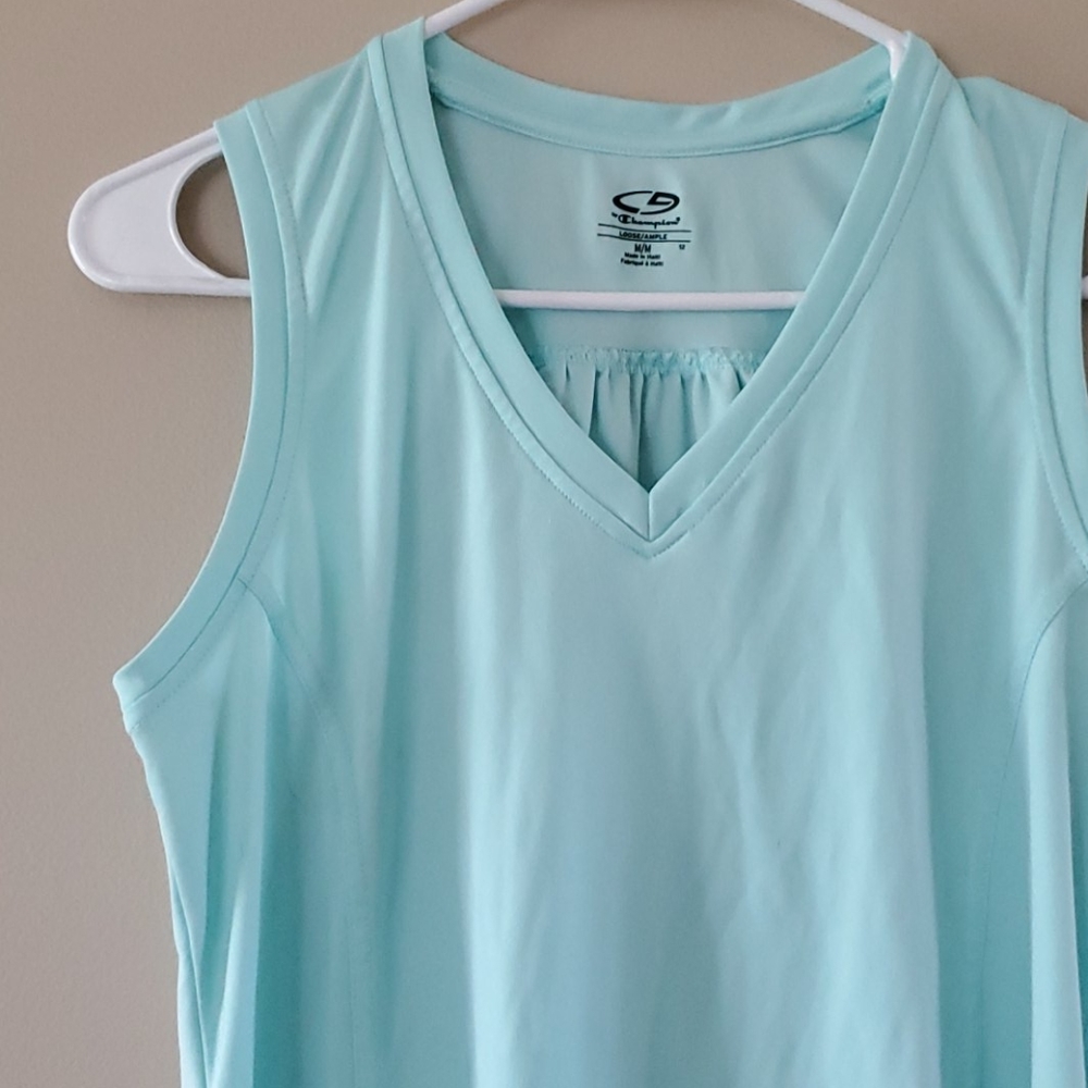 Never worn ✨ Champion Athletic Tank